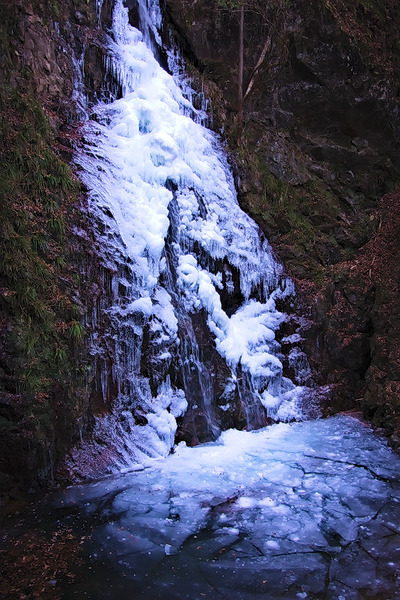 払沢の滝 氷瀑