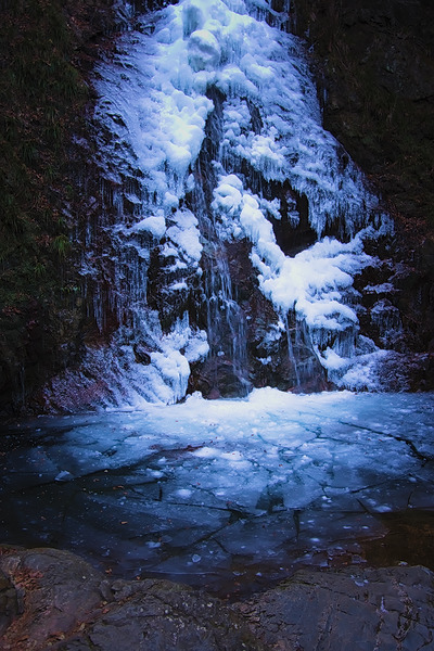 払沢の滝 氷瀑
